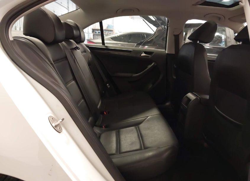 Photo 8 of 2016 Volkswagen Jetta 1.8T SEL (VIN 3VWL07AJ4GM386794)