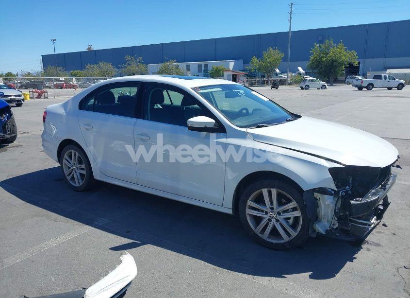 2015 Volkswagen Jetta 1.8T SEL (VIN 3VWL07AJ6FM302232) main photo