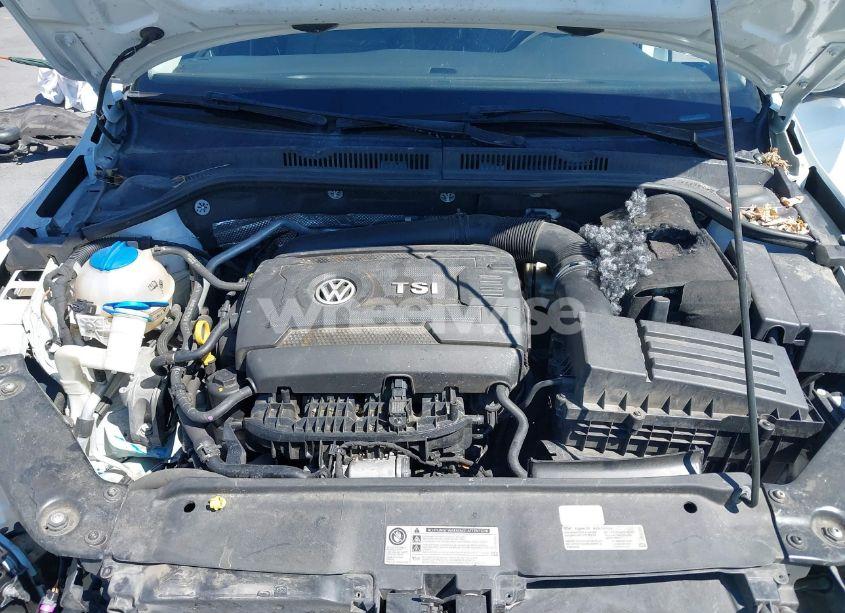 Photo 10 of 2015 Volkswagen Jetta 1.8T SEL (VIN 3VWL07AJ6FM302232)