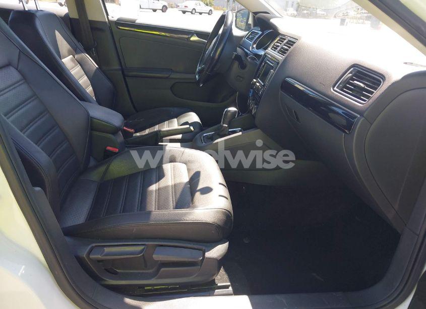 Photo 5 of 2015 Volkswagen Jetta 1.8T SEL (VIN 3VWL07AJ6FM302232)