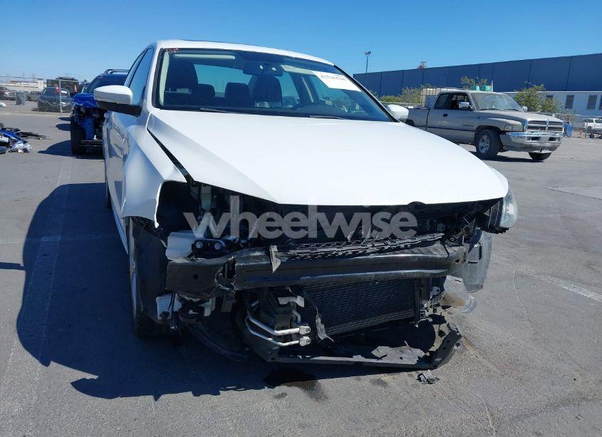 Photo 6 of 2015 Volkswagen Jetta 1.8T SEL (VIN 3VWL07AJ6FM302232)