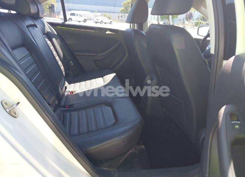 Photo 8 of 2015 Volkswagen Jetta 1.8T SEL (VIN 3VWL07AJ6FM302232)