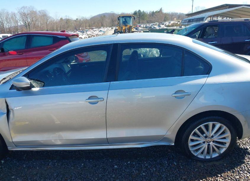 Photo 14 of 2016 Volkswagen Jetta 1.8T SEL (VIN 3VWL07AJ8GM228698)