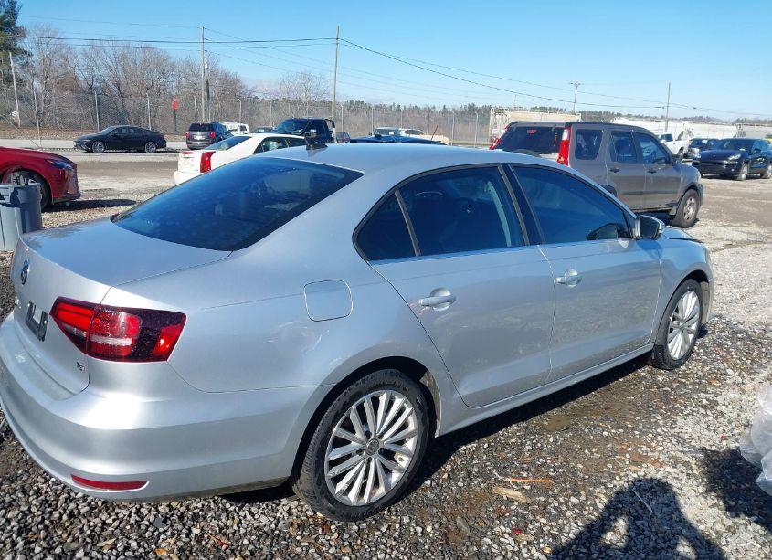 Photo 4 of 2016 Volkswagen Jetta 1.8T SEL (VIN 3VWL07AJ8GM228698)