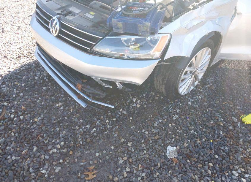 Photo 6 of 2016 Volkswagen Jetta 1.8T SEL (VIN 3VWL07AJ8GM228698)