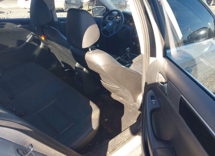 Photo 8 of 2016 Volkswagen Jetta 1.8T SEL (VIN 3VWL07AJ8GM228698)