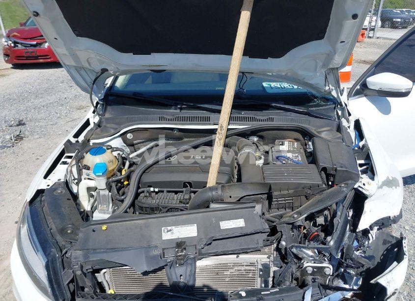 Photo 10 of 2016 Volkswagen Jetta 1.8T SEL (VIN 3VWL07AJ9GM227950)