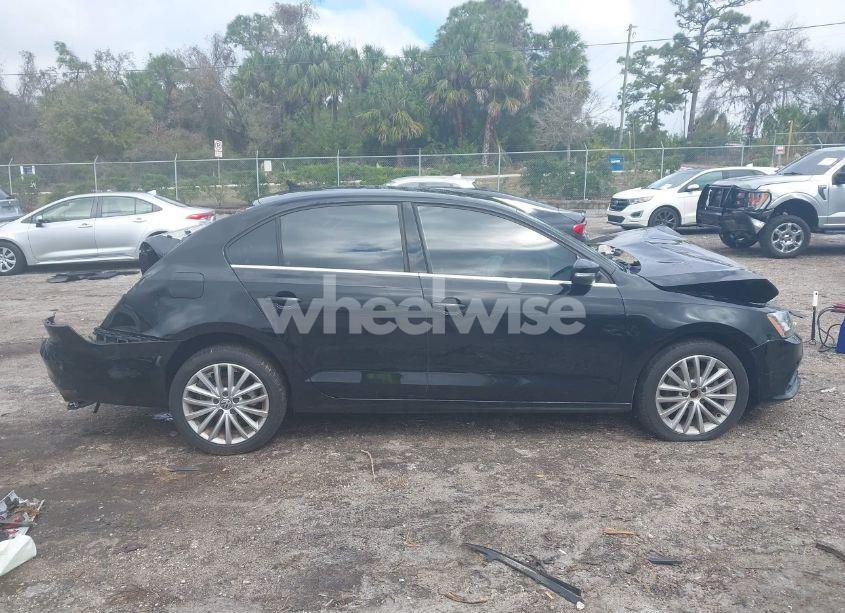 Photo 13 of 2016 Volkswagen Jetta 1.8T SEL (VIN 3VWL07AJ9GM258065)
