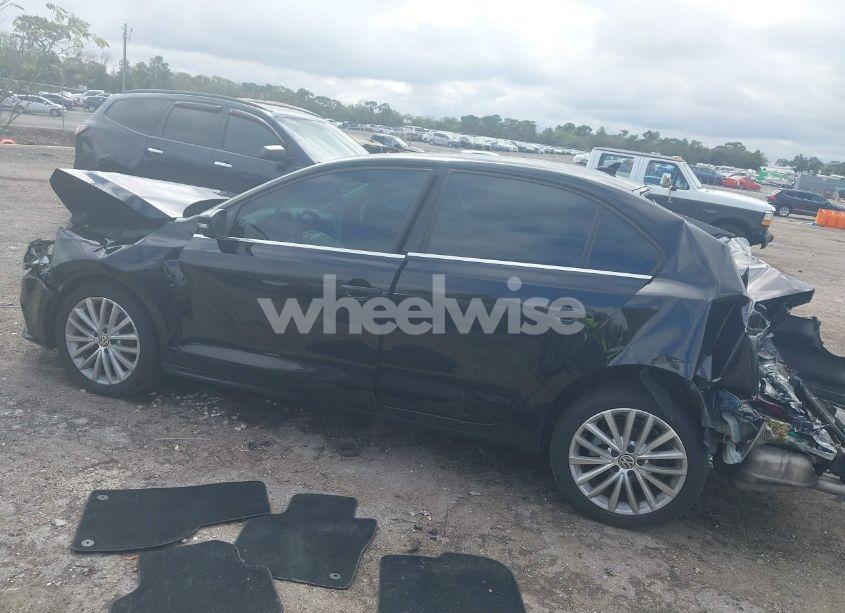 Photo 14 of 2016 Volkswagen Jetta 1.8T SEL (VIN 3VWL07AJ9GM258065)