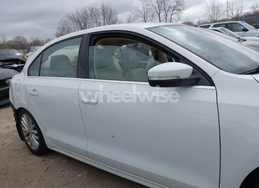 Photo 13 of 2016 Volkswagen Jetta 1.8T SEL (VIN 3VWL07AJXGM214382)