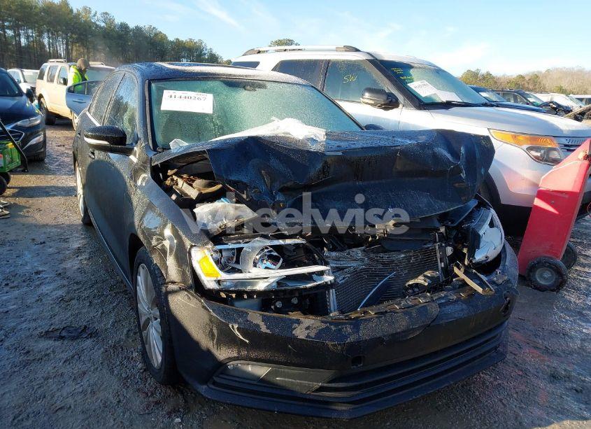 2016 Volkswagen Jetta 1.8T SEL (VIN 3VWL07AJXGM223308) main photo