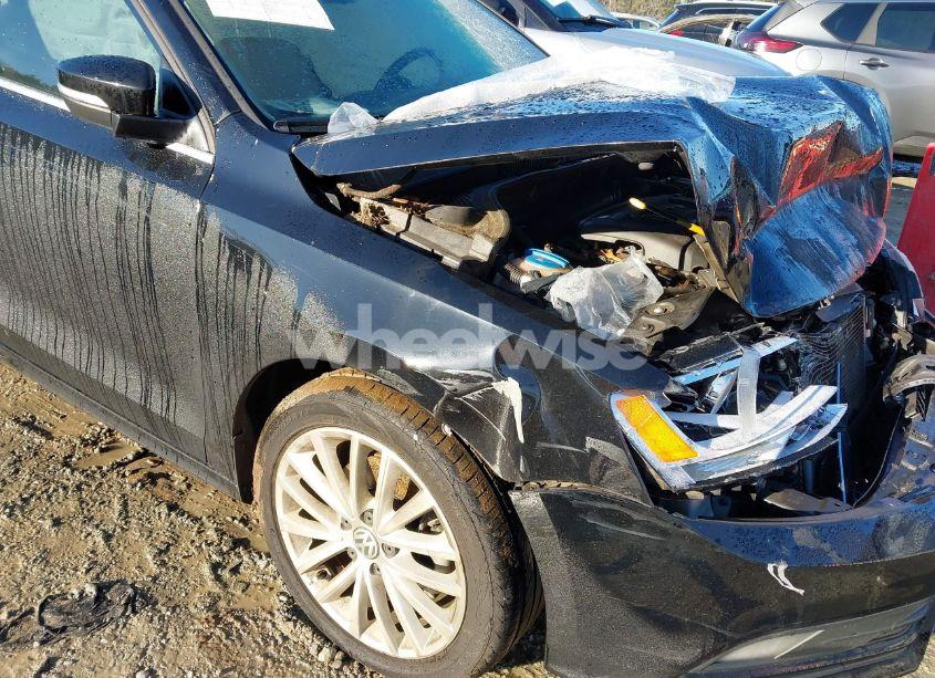 Photo 6 of 2016 Volkswagen Jetta 1.8T SEL (VIN 3VWL07AJXGM223308)