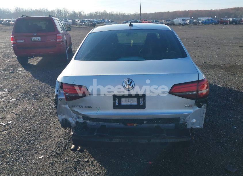 Photo 17 of 2016 Volkswagen Jetta 1.8T SEL (VIN 3VWL17AJ0GM232340)