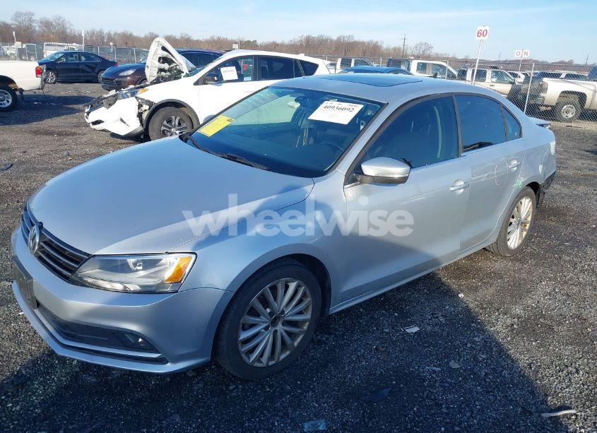 Photo 2 of 2016 Volkswagen Jetta 1.8T SEL (VIN 3VWL17AJ0GM232340)
