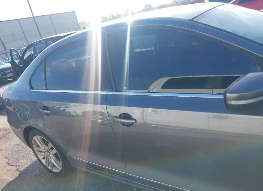 Photo 13 of 2017 Volkswagen Jetta 1.8T SEL (VIN 3VWL17AJ0HM244330)