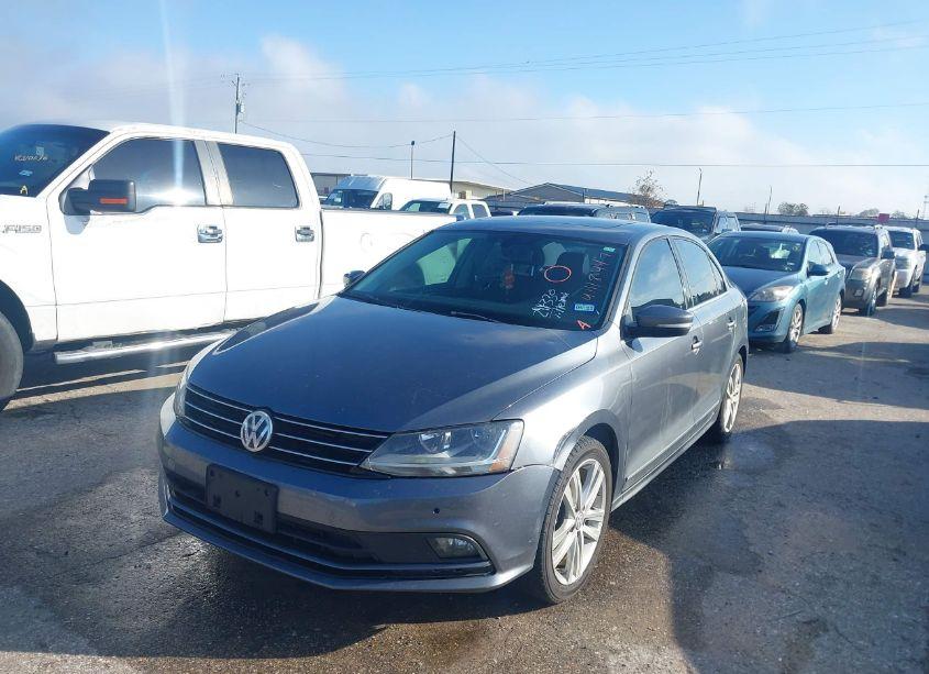 Photo 2 of 2017 Volkswagen Jetta 1.8T SEL (VIN 3VWL17AJ0HM244330)