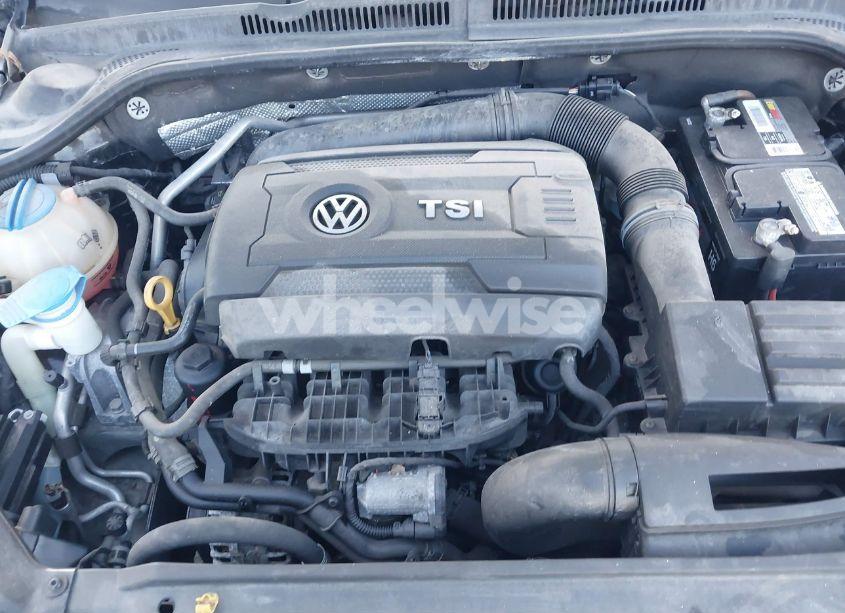 Photo 10 of 2015 Volkswagen Jetta 1.8T SEL (VIN 3VWL17AJ1FM331165)