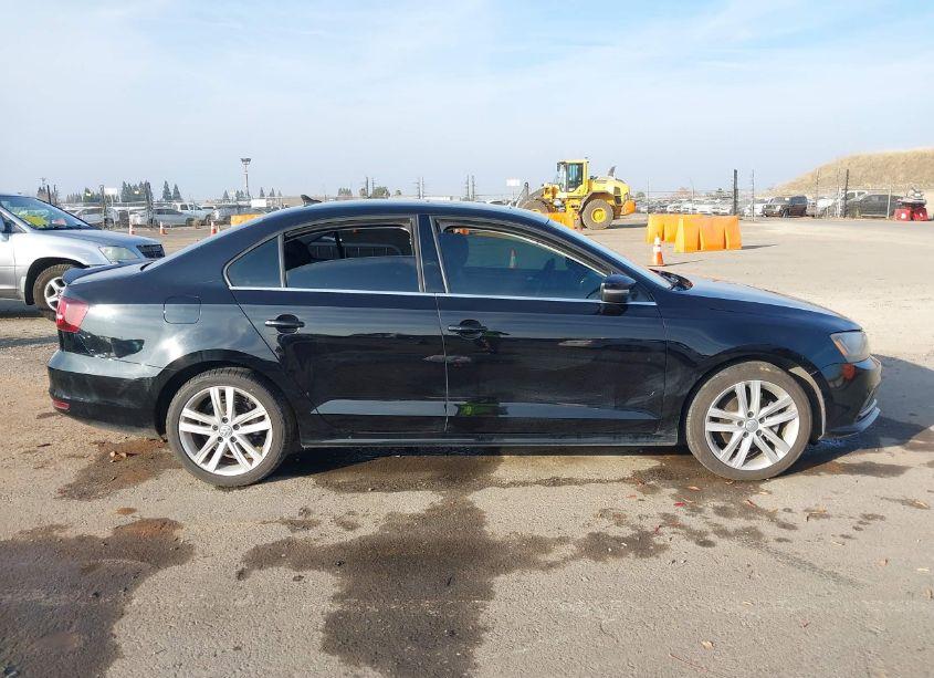 Photo 13 of 2017 Volkswagen Jetta 1.8T SEL/1.8T SEL PREMIUM (VIN 3VWL17AJ1HM401315)