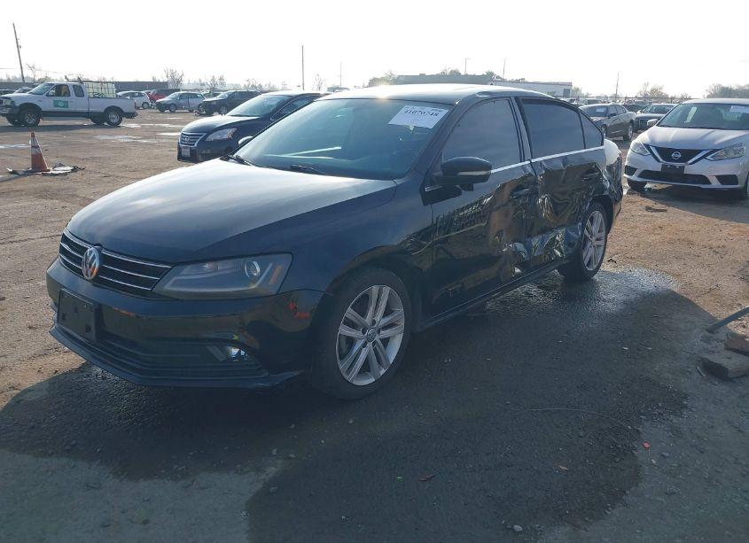 Photo 2 of 2017 Volkswagen Jetta 1.8T SEL/1.8T SEL PREMIUM (VIN 3VWL17AJ1HM401315)