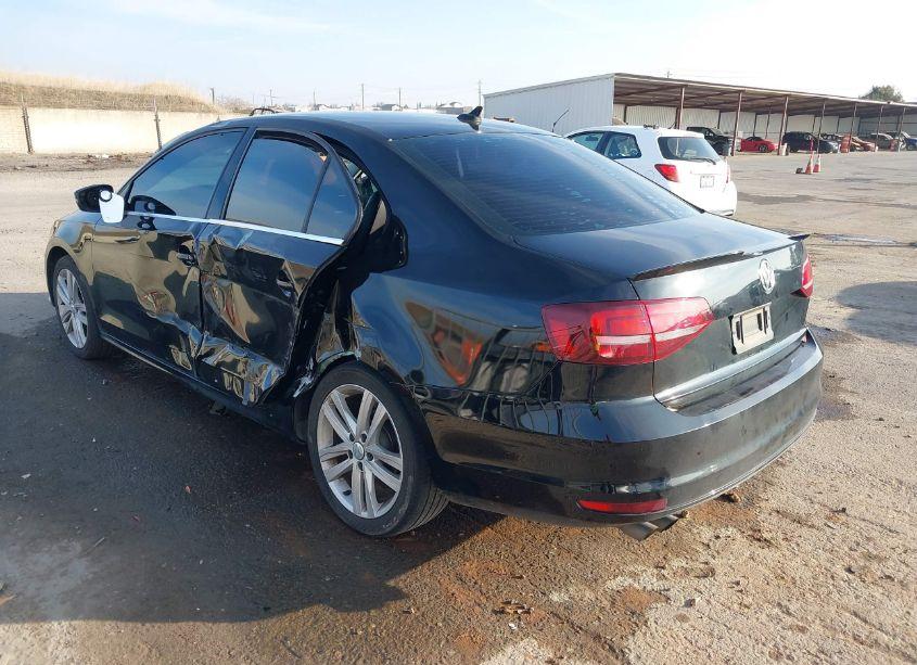 Photo 3 of 2017 Volkswagen Jetta 1.8T SEL/1.8T SEL PREMIUM (VIN 3VWL17AJ1HM401315)