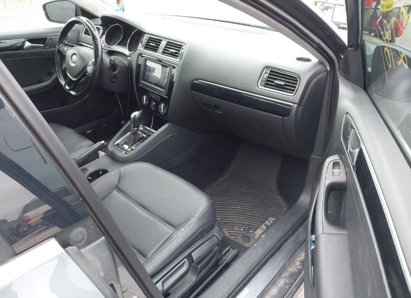 Photo 5 of 2016 Volkswagen Jetta 1.8T SEL (VIN 3VWL17AJ3GM205259)