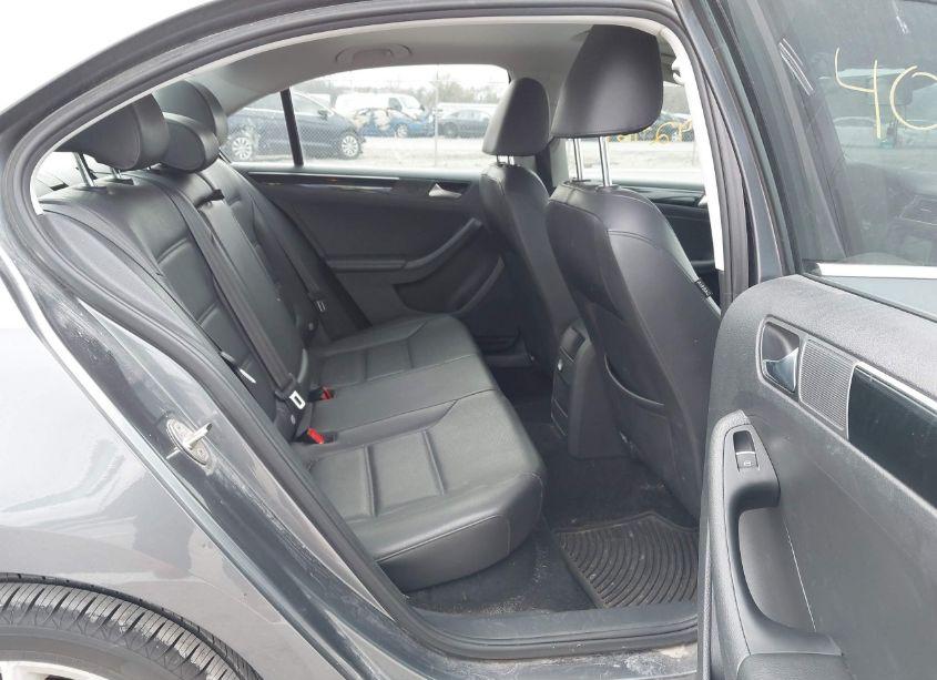 Photo 8 of 2016 Volkswagen Jetta 1.8T SEL (VIN 3VWL17AJ3GM205259)