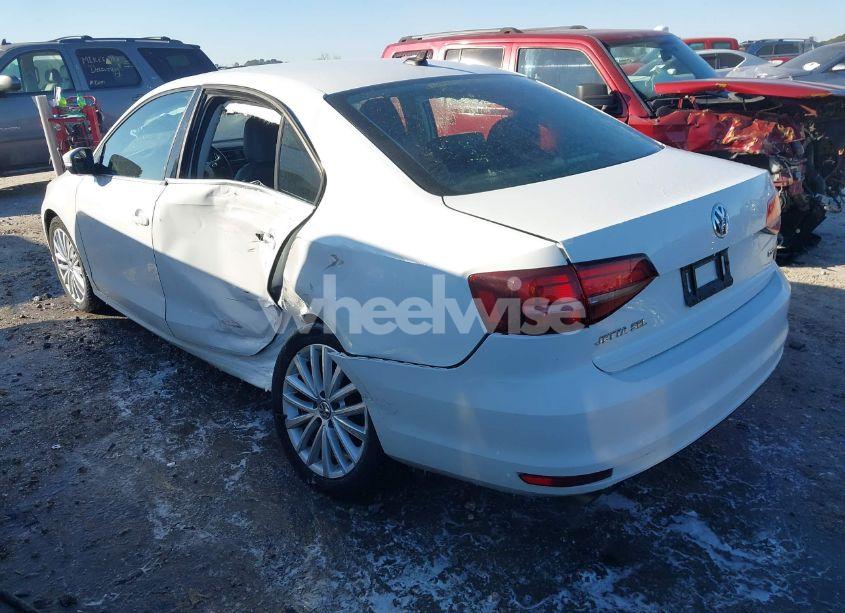 Photo 3 of 2016 Volkswagen Jetta 1.8T SEL (VIN 3VWL17AJ4GM328357)