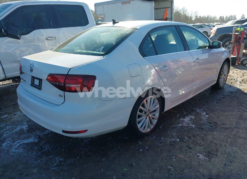 Photo 4 of 2016 Volkswagen Jetta 1.8T SEL (VIN 3VWL17AJ4GM328357)