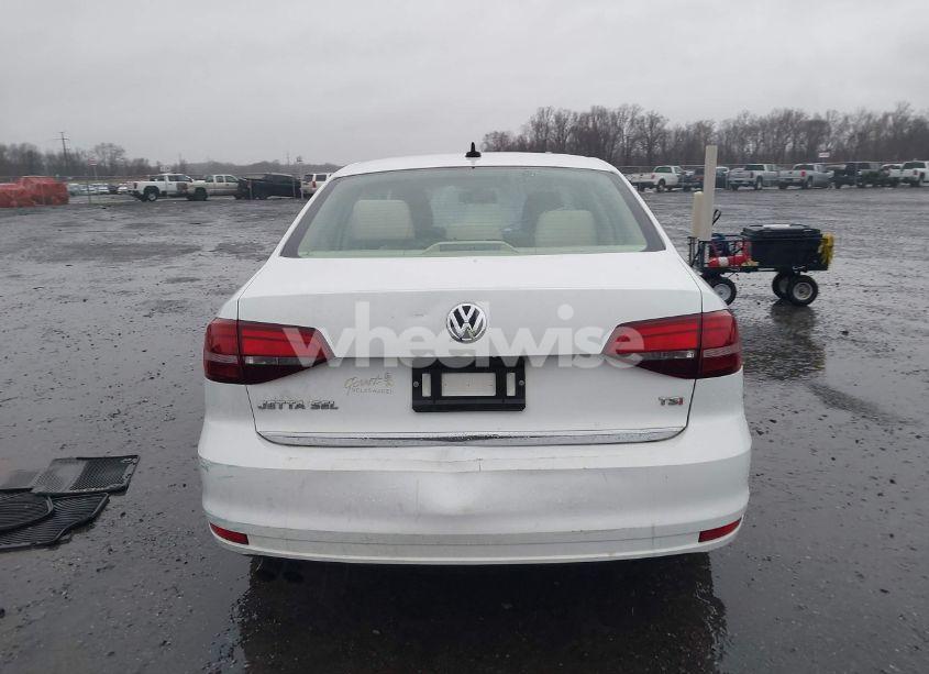 Photo 17 of 2017 Volkswagen Jetta 1.8T SEL (VIN 3VWL17AJ4HM214456)