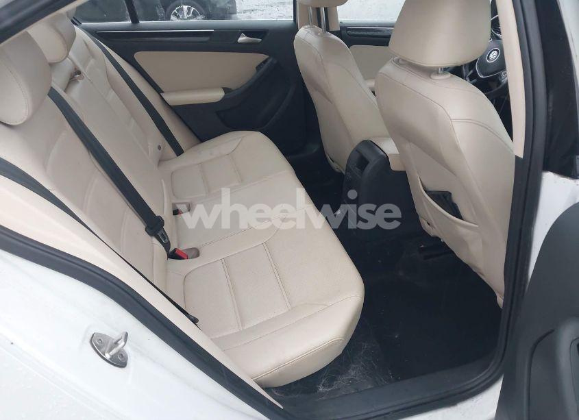 Photo 8 of 2017 Volkswagen Jetta 1.8T SEL (VIN 3VWL17AJ4HM214456)