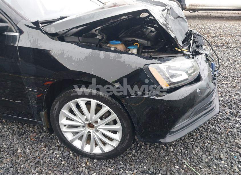 Photo 18 of 2016 Volkswagen Jetta 1.8T SEL (VIN 3VWL17AJ6GM380816)