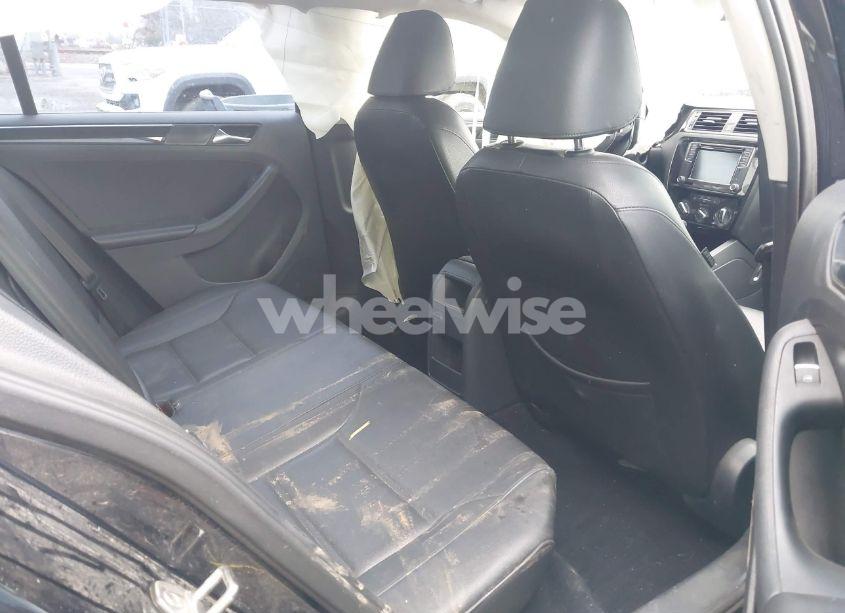 Photo 8 of 2016 Volkswagen Jetta 1.8T SEL (VIN 3VWL17AJ6GM380816)