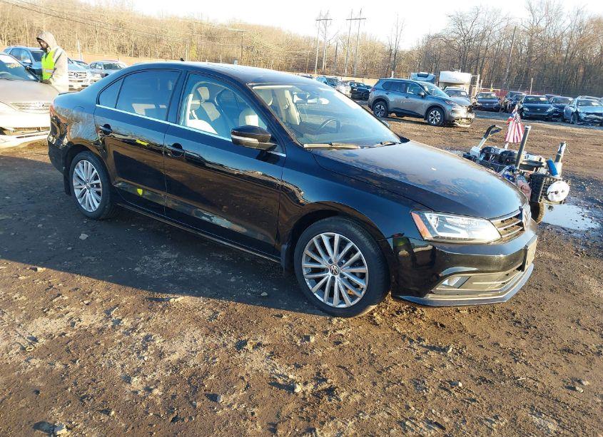 2016 Volkswagen Jetta 1.8T SEL (VIN 3VWL17AJ6GM387989) main photo