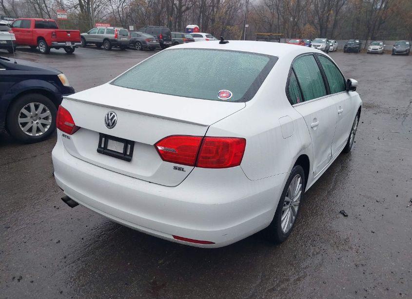 Photo 4 of 2014 Volkswagen Jetta 1.8T SEL (VIN 3VWL17AJ7EM430457)