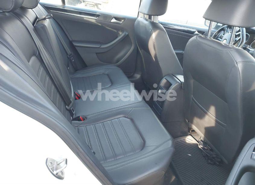 Photo 8 of 2015 Volkswagen Jetta 1.8T SEL (VIN 3VWL17AJ8FM357116)