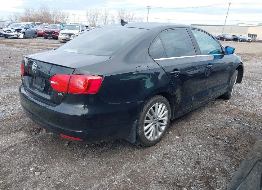 Photo 4 of 2014 Volkswagen Jetta 1.8T SEL (VIN 3VWL17AJ9EM403910)