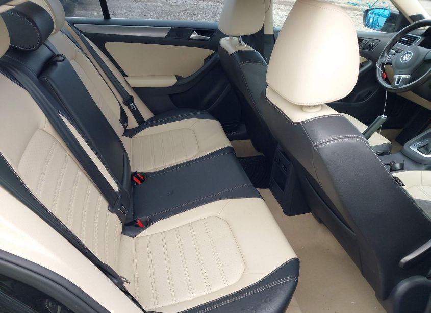 Photo 8 of 2014 Volkswagen Jetta 1.8T SEL (VIN 3VWL17AJ9EM403910)