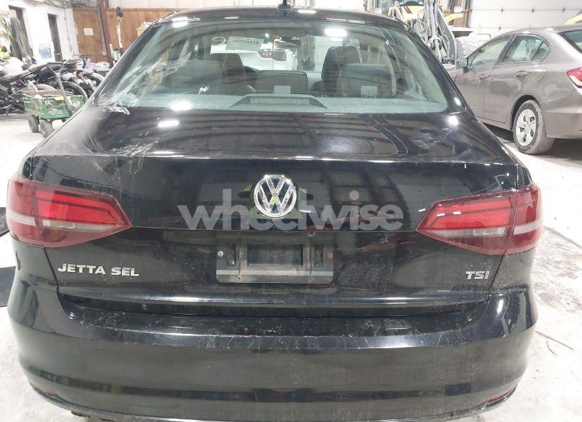 Photo 16 of 2016 Volkswagen Jetta 1.8T SEL (VIN 3VWL17AJ9GM223412)