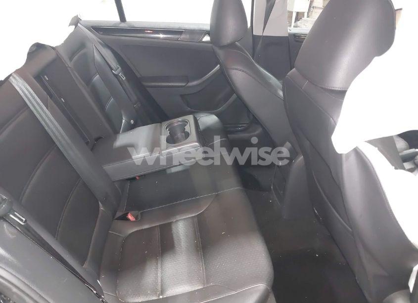 Photo 8 of 2016 Volkswagen Jetta 1.8T SEL (VIN 3VWL17AJ9GM223412)