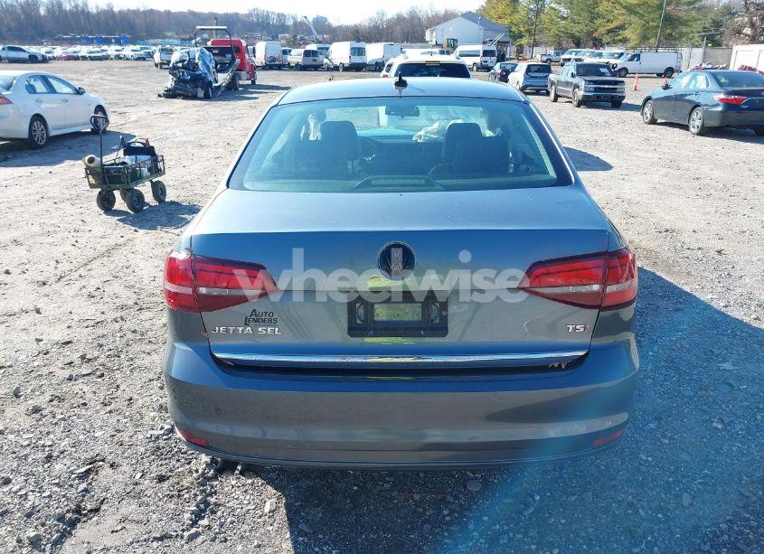Photo 13 of 2017 Volkswagen Jetta 1.8T SEL (VIN 3VWL17AJ9HM202674)
