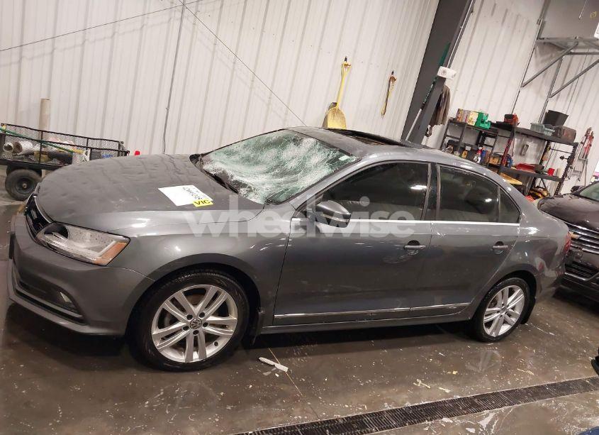Photo 14 of 2017 Volkswagen Jetta 1.8T SEL (VIN 3VWL17AJ9HM211052)