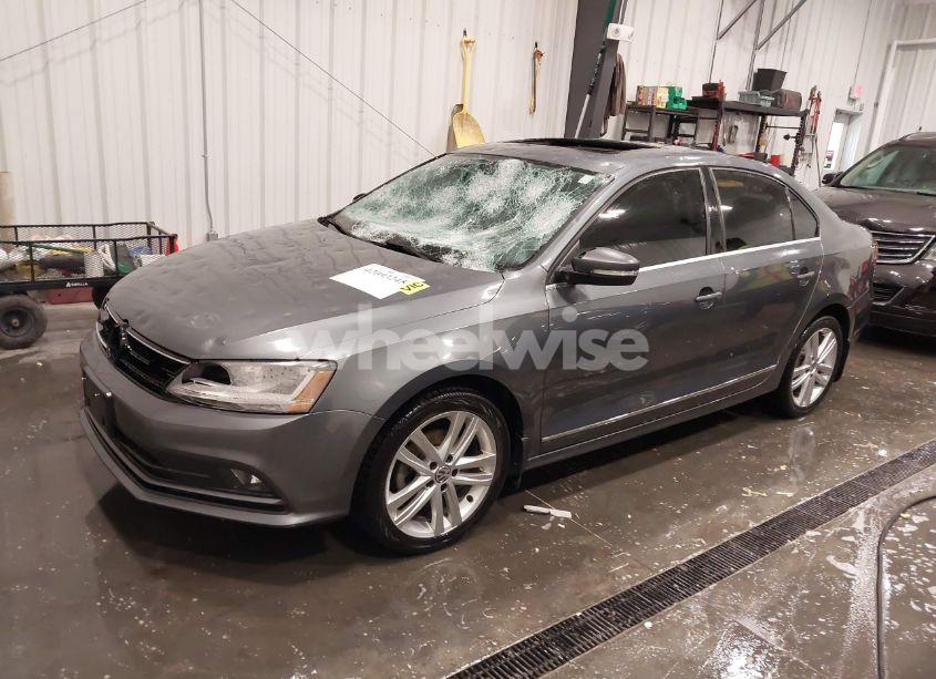 Photo 2 of 2017 Volkswagen Jetta 1.8T SEL (VIN 3VWL17AJ9HM211052)