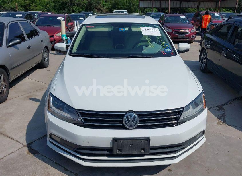 Photo 11 of 2017 Volkswagen Jetta 1.8T SEL/1.8T SEL PREMIUM (VIN 3VWL17AJ9HM390712)