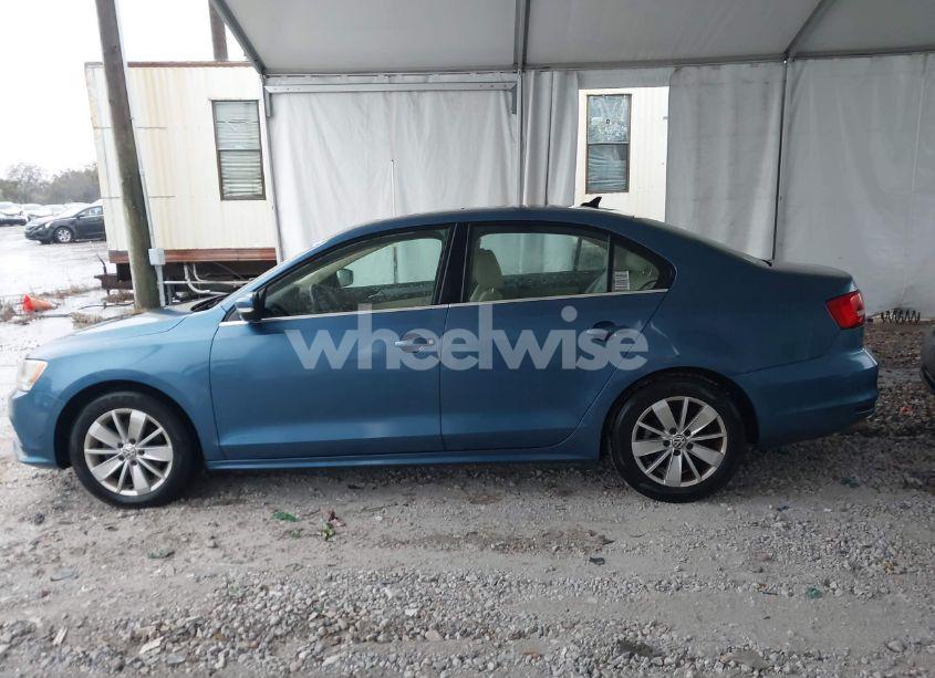 Photo 14 of 2015 Volkswagen Jetta 2.0L TDI SE (VIN 3VWLA7AJ0FM225662)