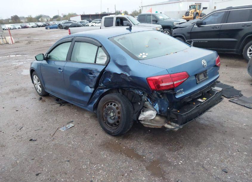 Photo 3 of 2015 Volkswagen Jetta 2.0L TDI S (VIN 3VWLA7AJ0FM281276)