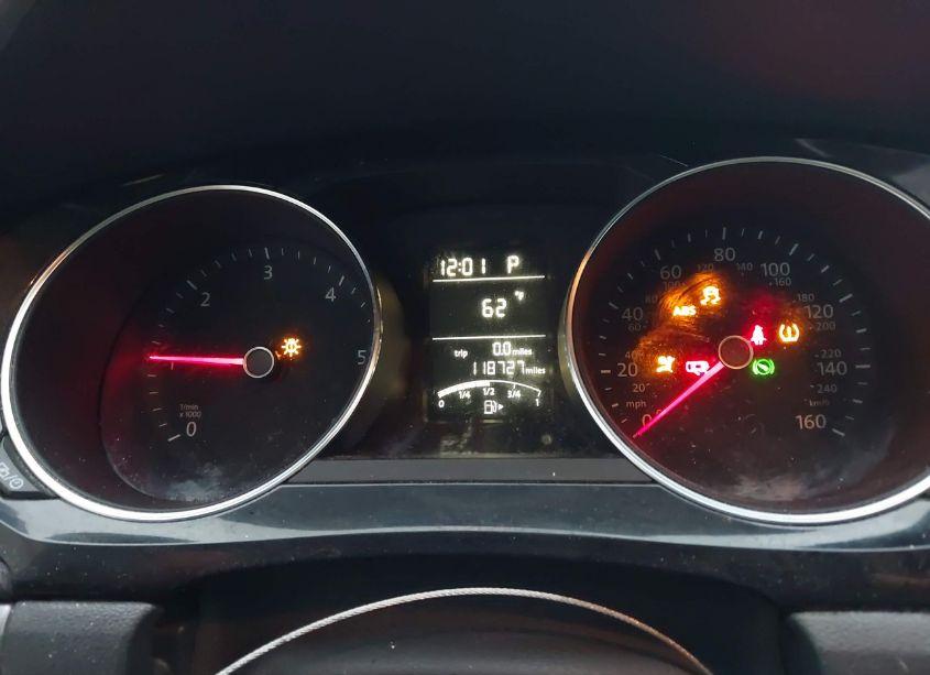 Photo 7 of 2015 Volkswagen Jetta 2.0L TDI S (VIN 3VWLA7AJ0FM281276)