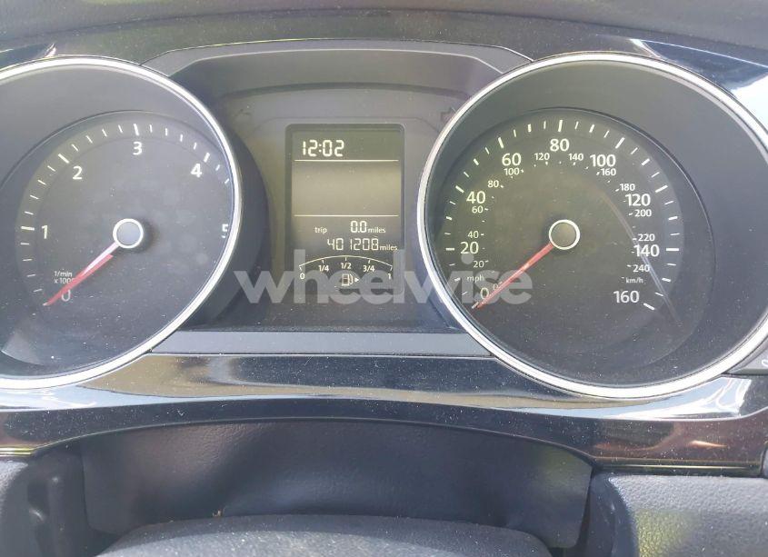 Photo 7 of 2015 Volkswagen Jetta 2.0L TDI SEL (VIN 3VWLA7AJ2FM240891)