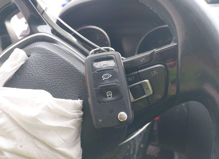 Photo 11 of 2015 Volkswagen Jetta 2.0L TDI SE (VIN 3VWLA7AJ2FM302189)