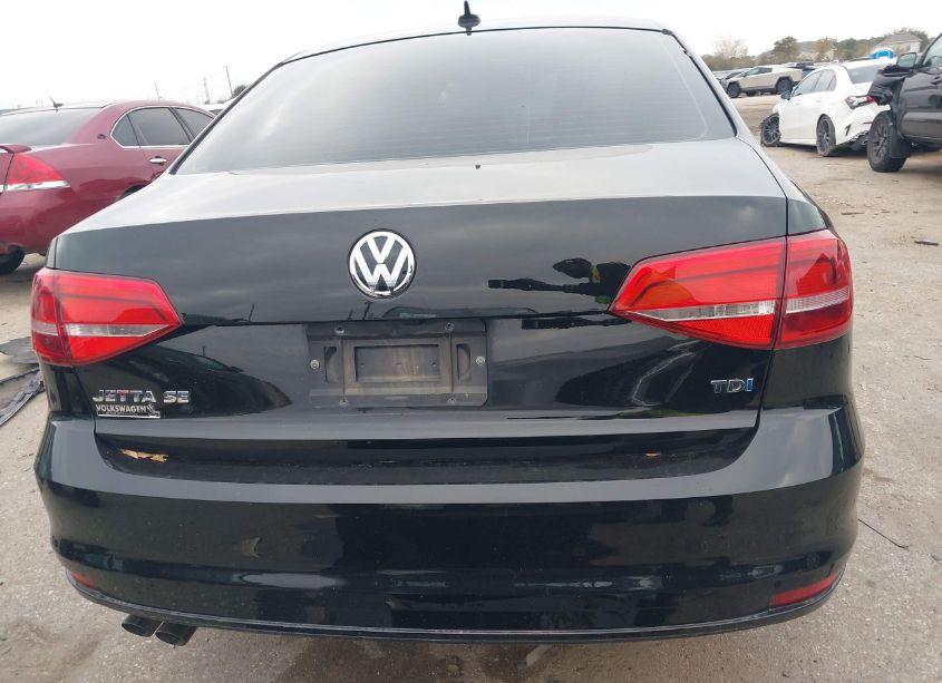 Photo 17 of 2015 Volkswagen Jetta 2.0L TDI SE (VIN 3VWLA7AJ2FM302189)