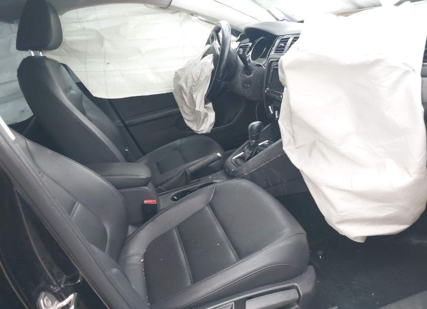Photo 5 of 2015 Volkswagen Jetta 2.0L TDI SE (VIN 3VWLA7AJ2FM302189)